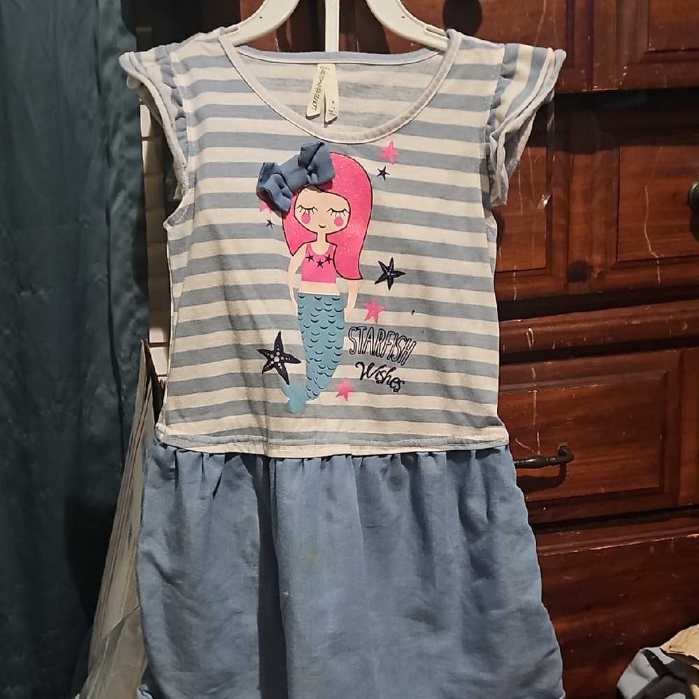 !!.             Girls size M Dress